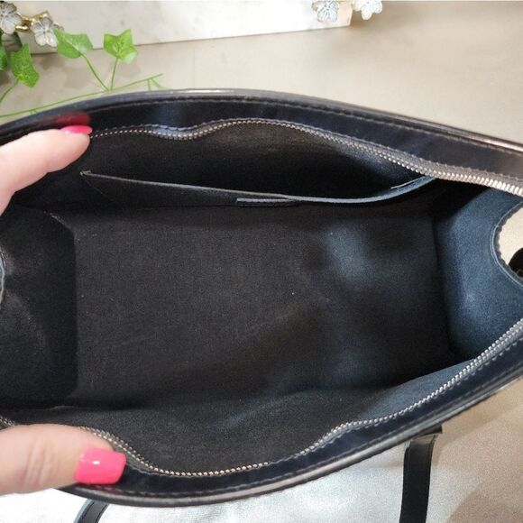 Authentic Louis Vuitton Epi Madeleine PM Bag w/ Dust Bag - Picture 14 of 17